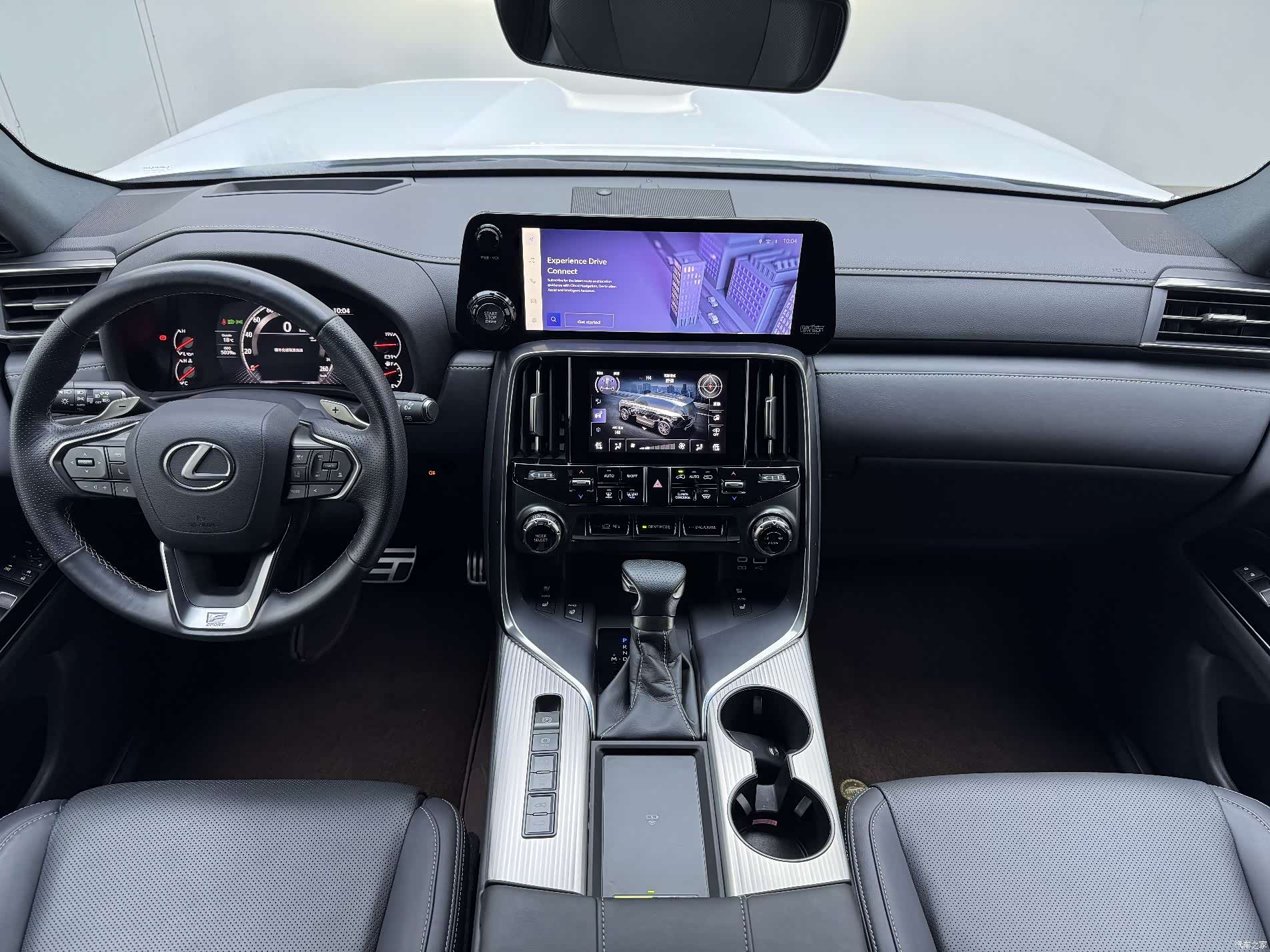 Lexus LX, 2025 12
