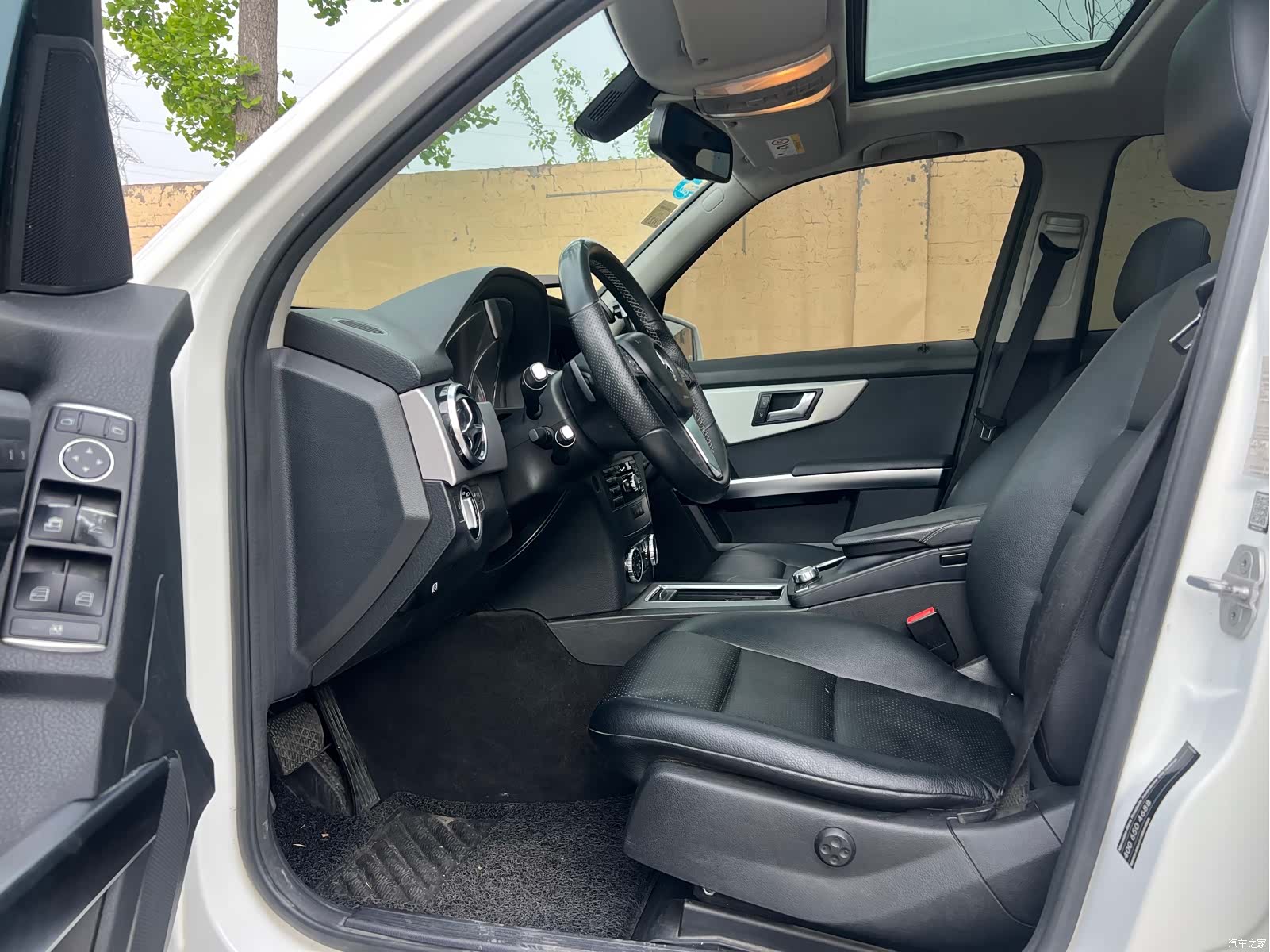 Mercedes-Benz GLK-Class, 2015 9