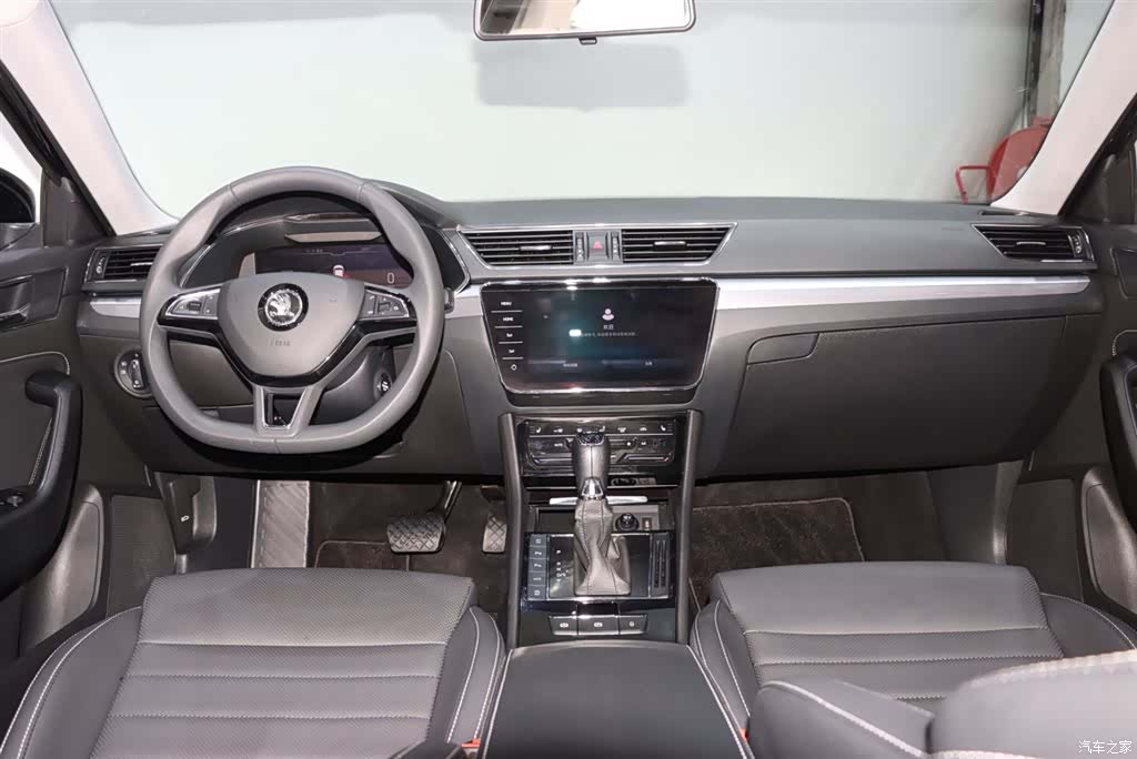 Skoda Superb, 2024 12