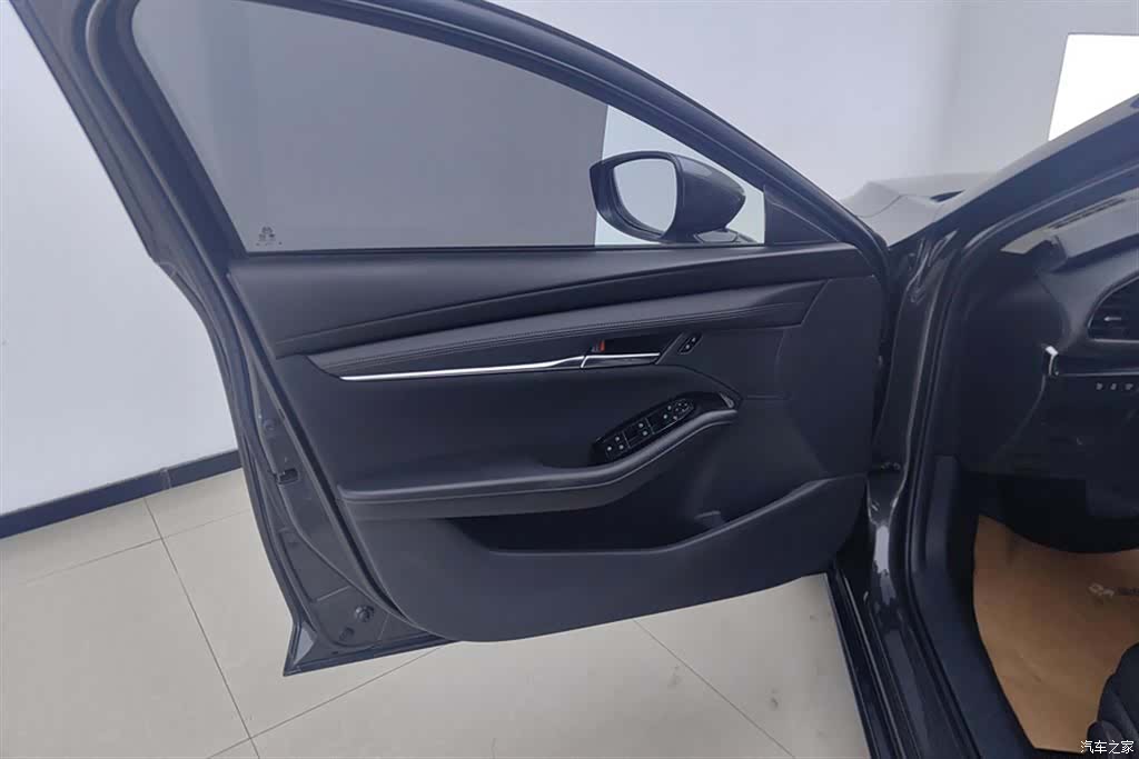 Mazda Mazda3, 2021 7