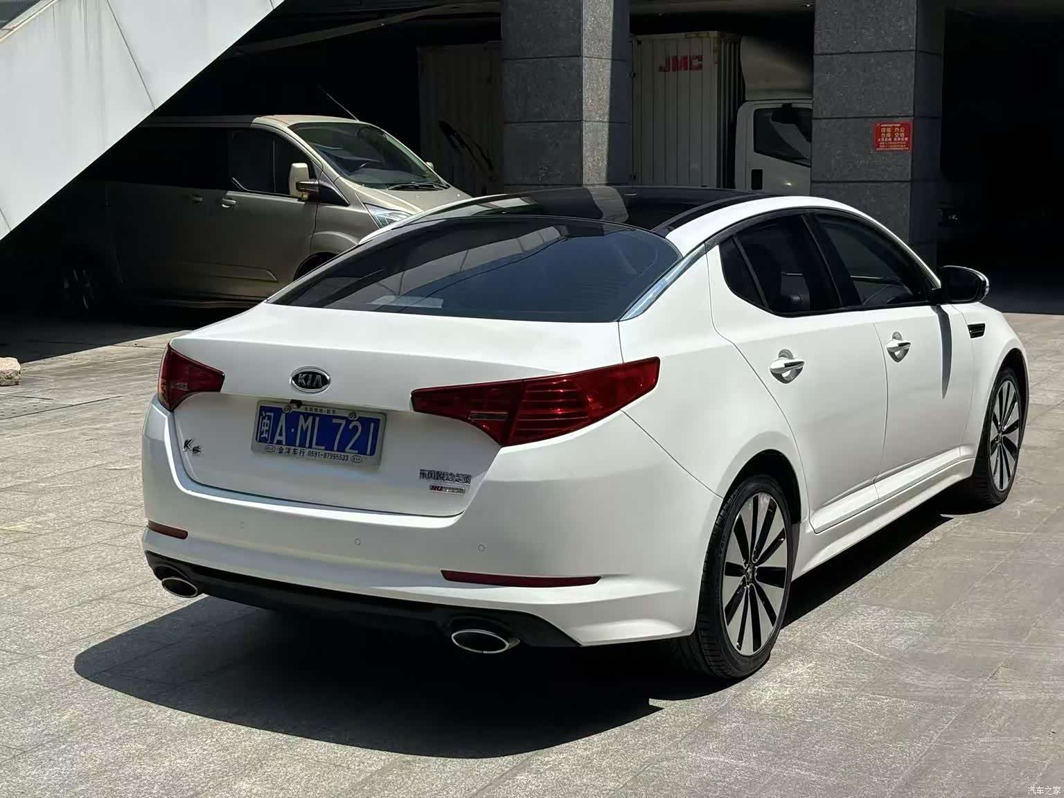 Kia K5, 2012 7