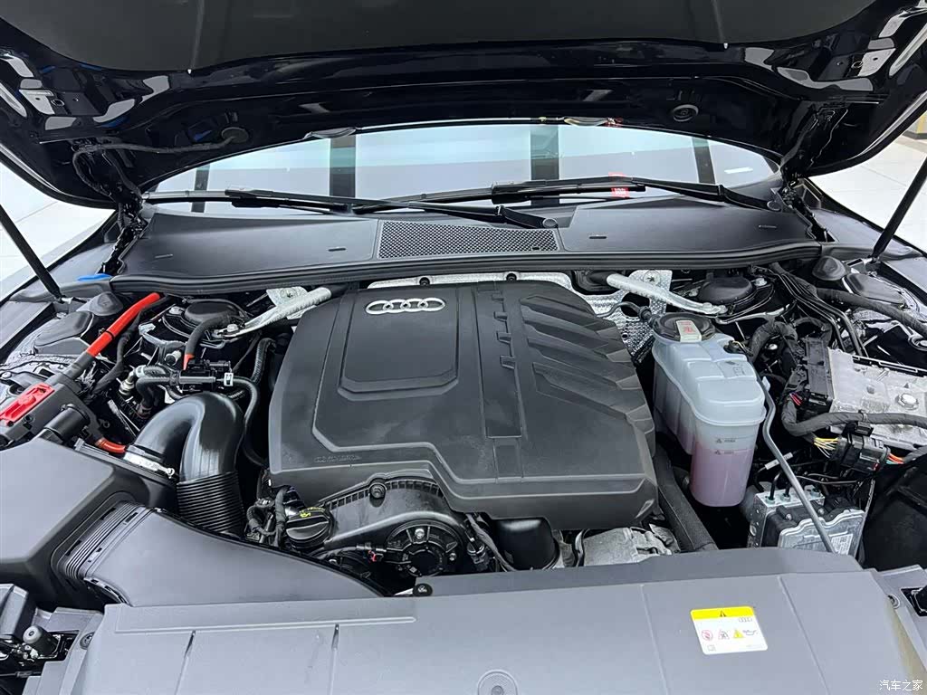 Audi A7L, 2024 30