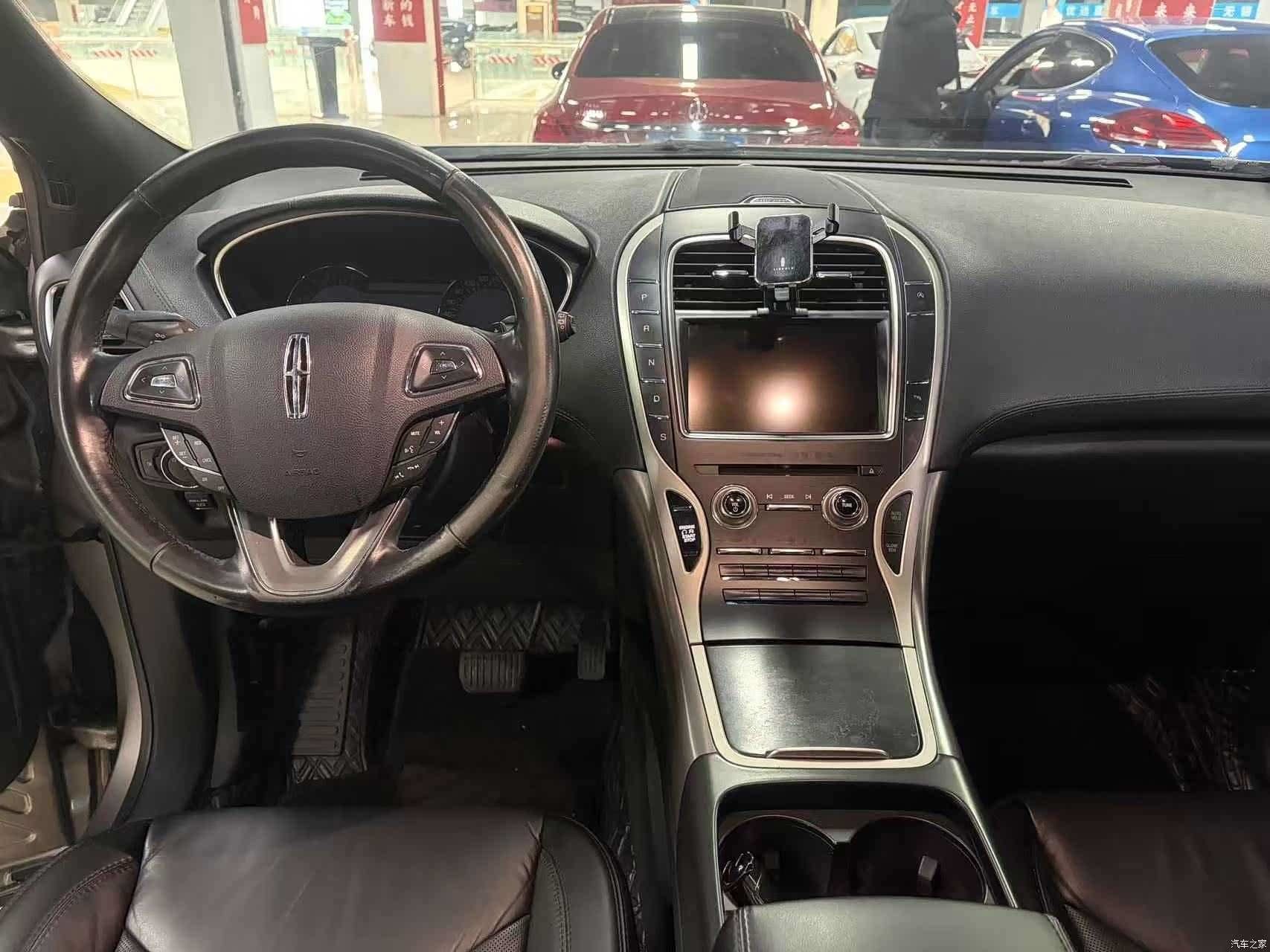 Lincoln MKX, 2017 4