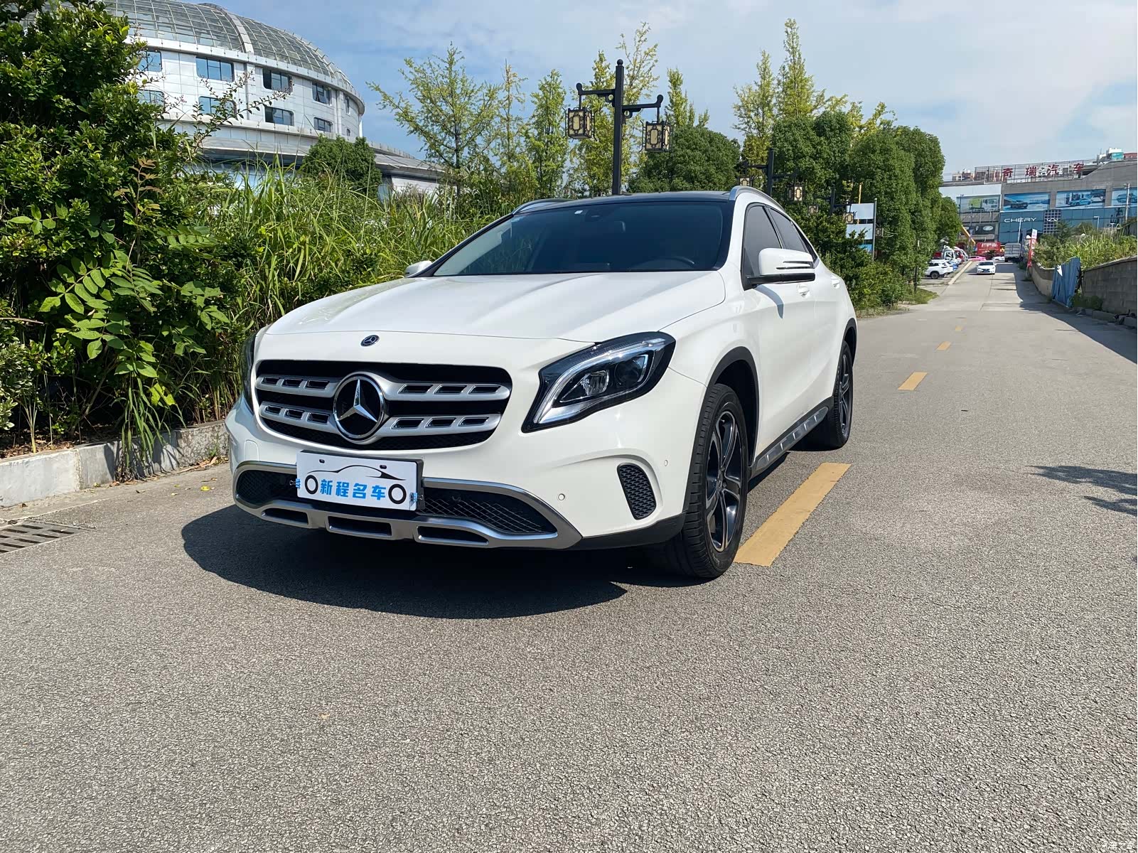 Mercedes-Benz GLA