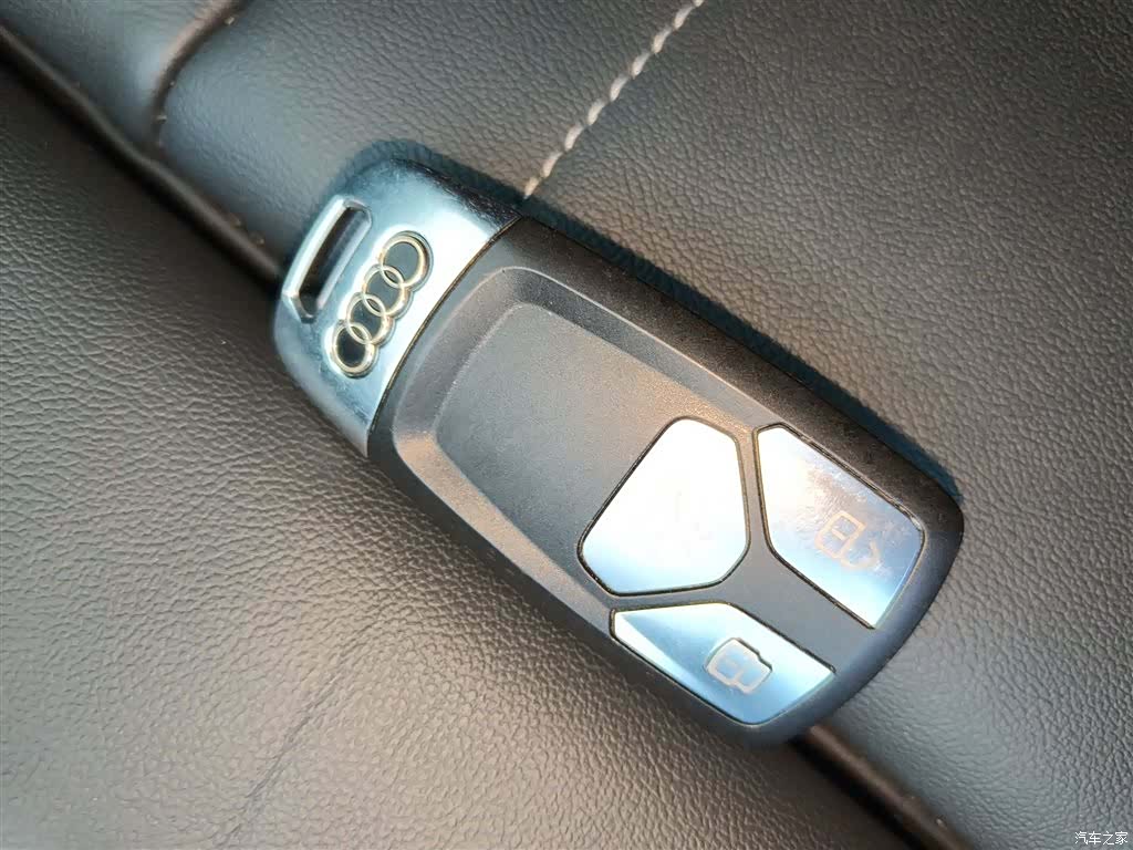 Audi Q5L, 2024 17