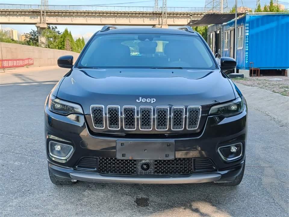 Jeep Free light
