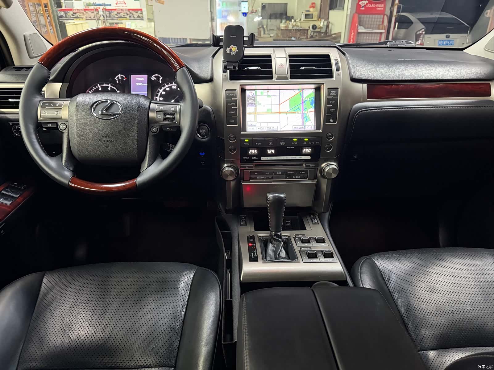Lexus GX, 2011 7