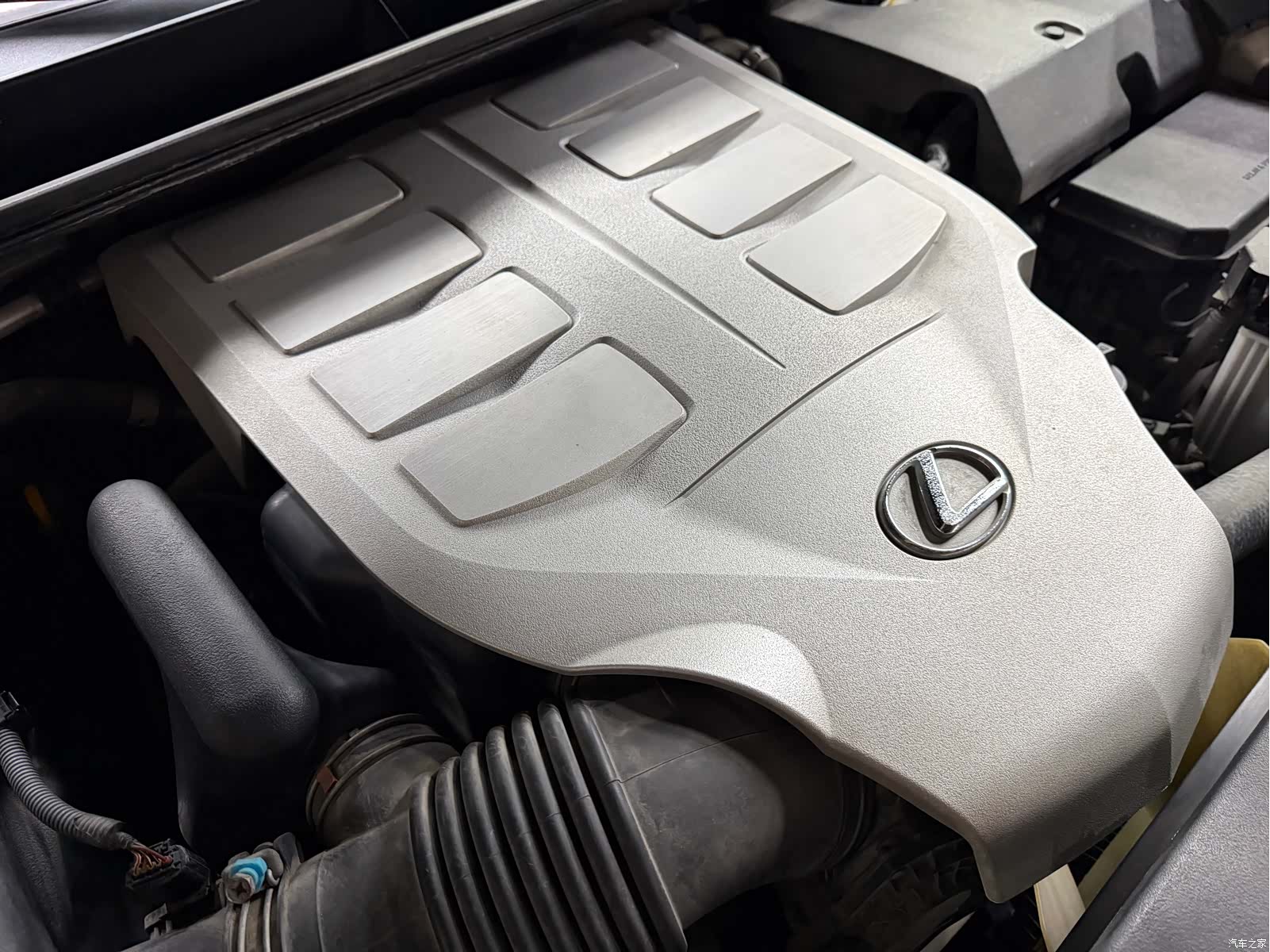 Lexus GX, 2011 47