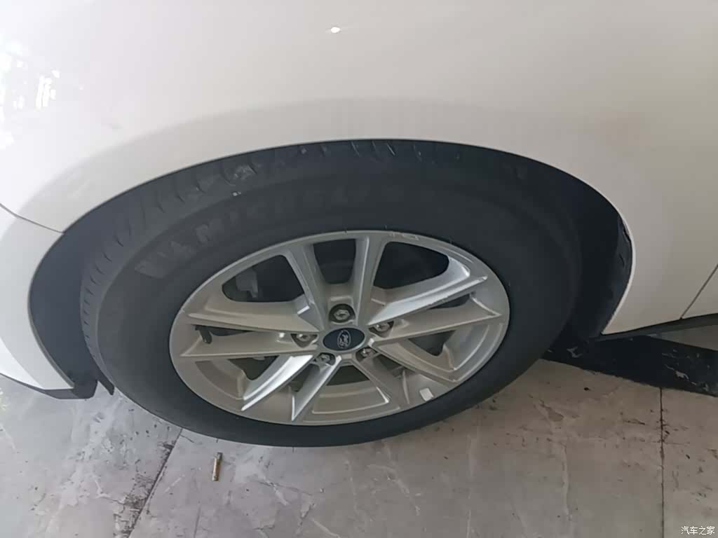 Ford Focus, 2017 23