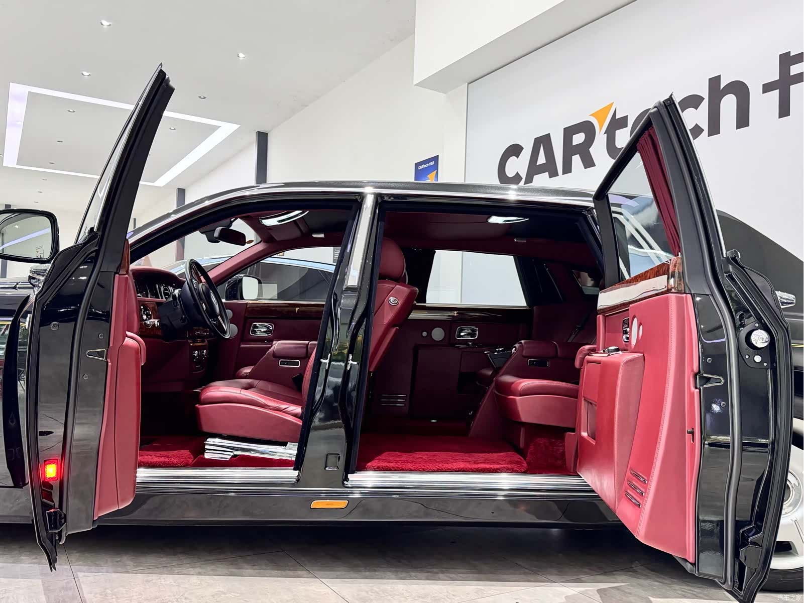 Rolls-Royce Phantom, 2011 20