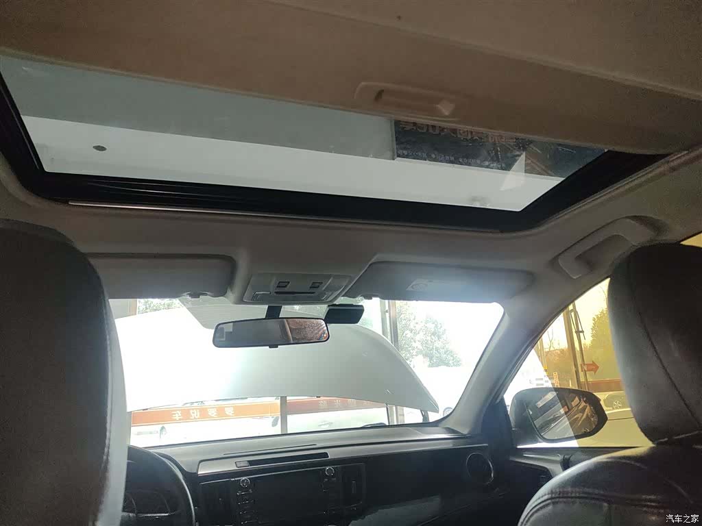 Toyota RAV4, 2018 18