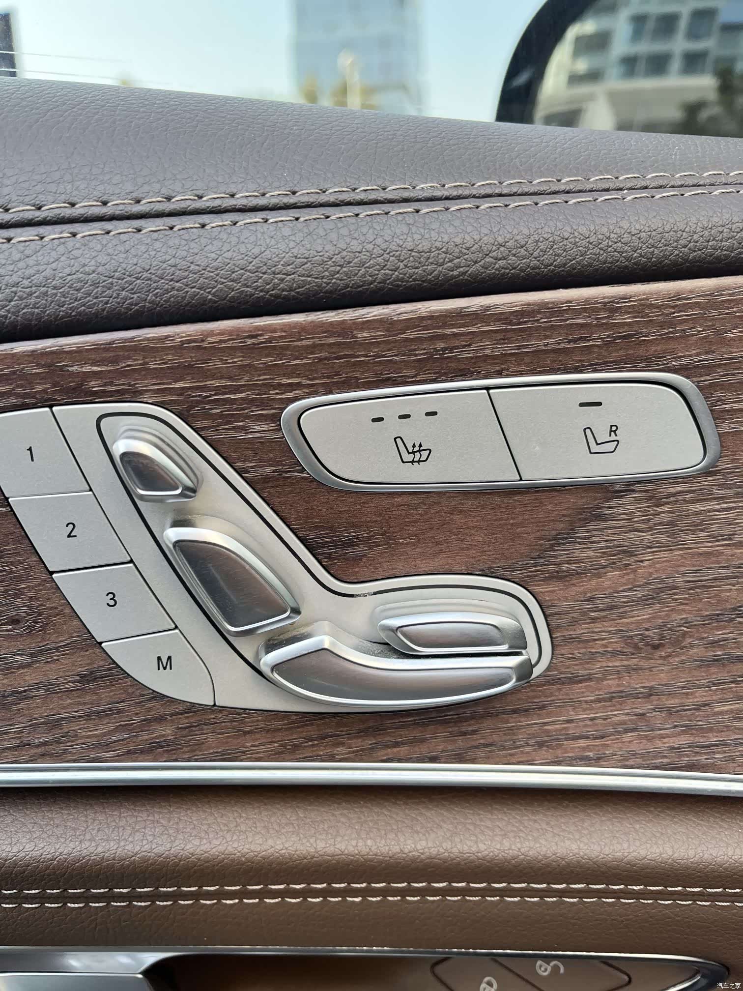 Mercedes-Benz E-Class, 2022 16