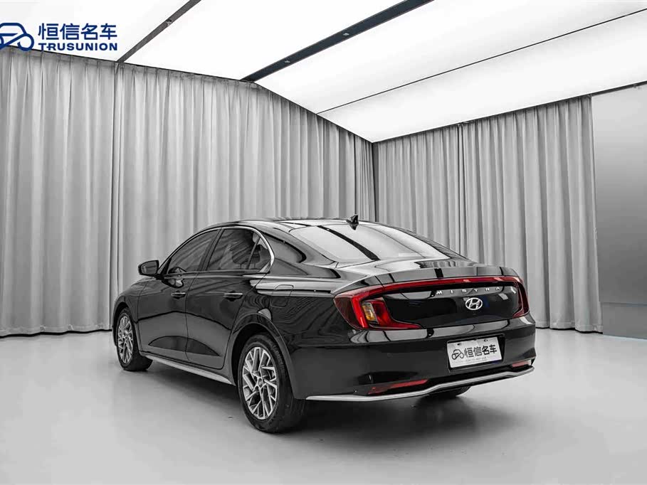 Hyundai Name picture