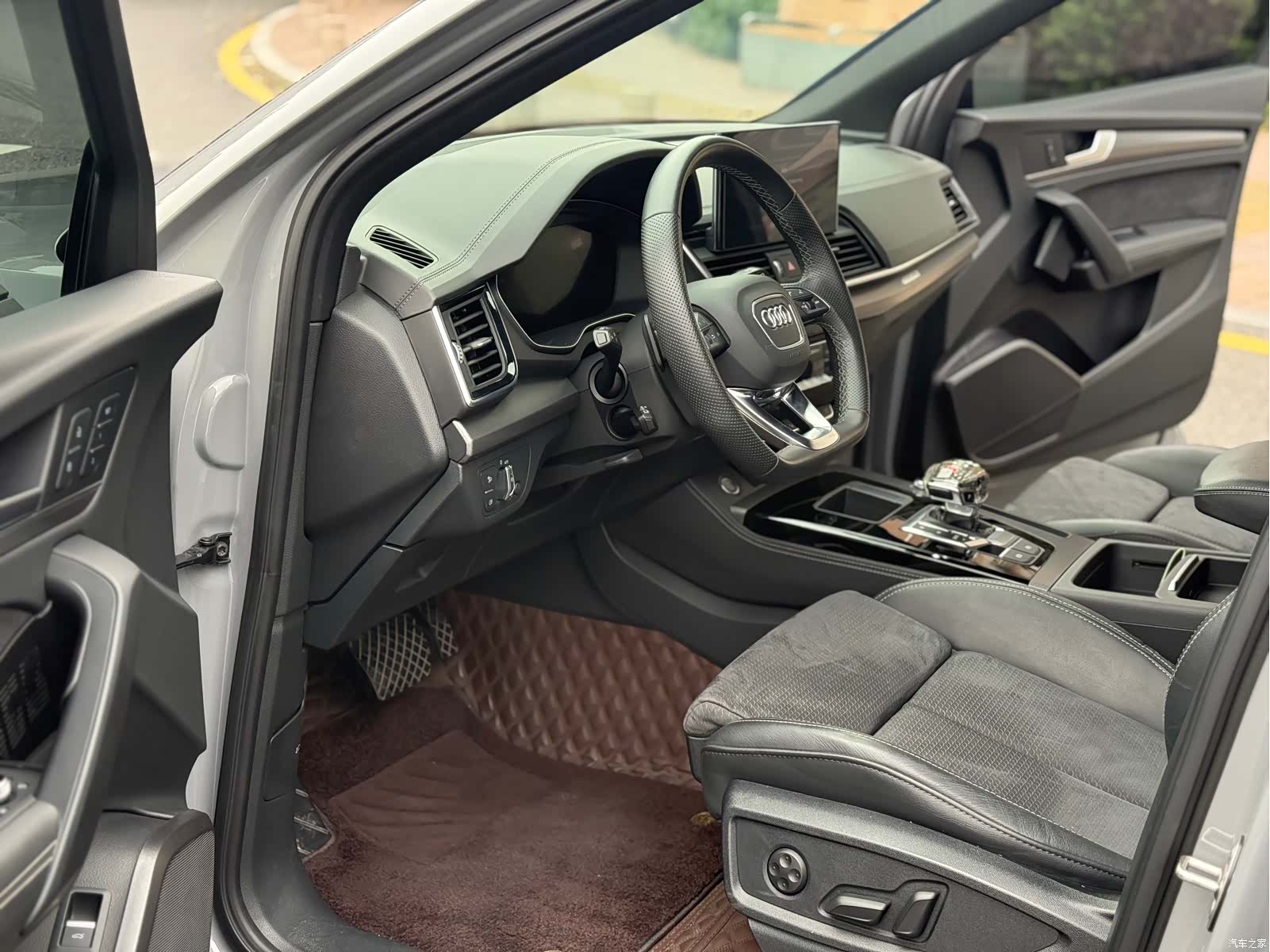 Audi Q5L, 2023 4