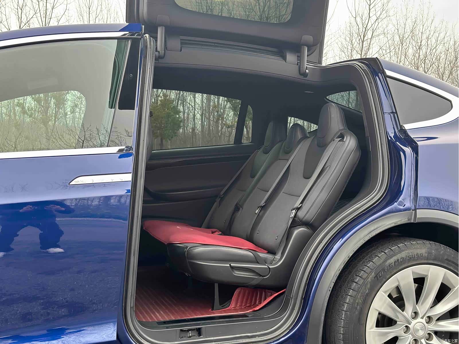 Tesla Model X, 2019 10