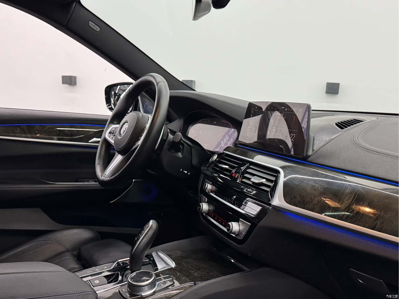 BMW 6 Series GT, 2020 12