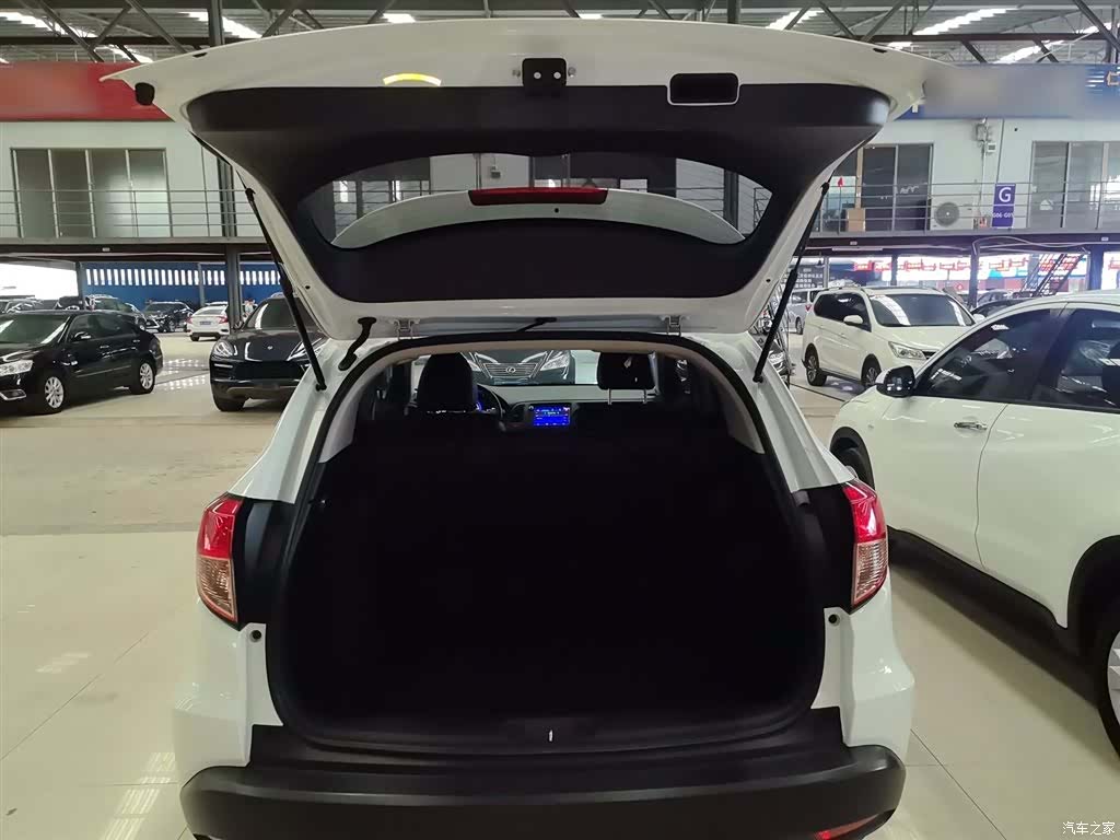 Honda Vezel, 2016 10