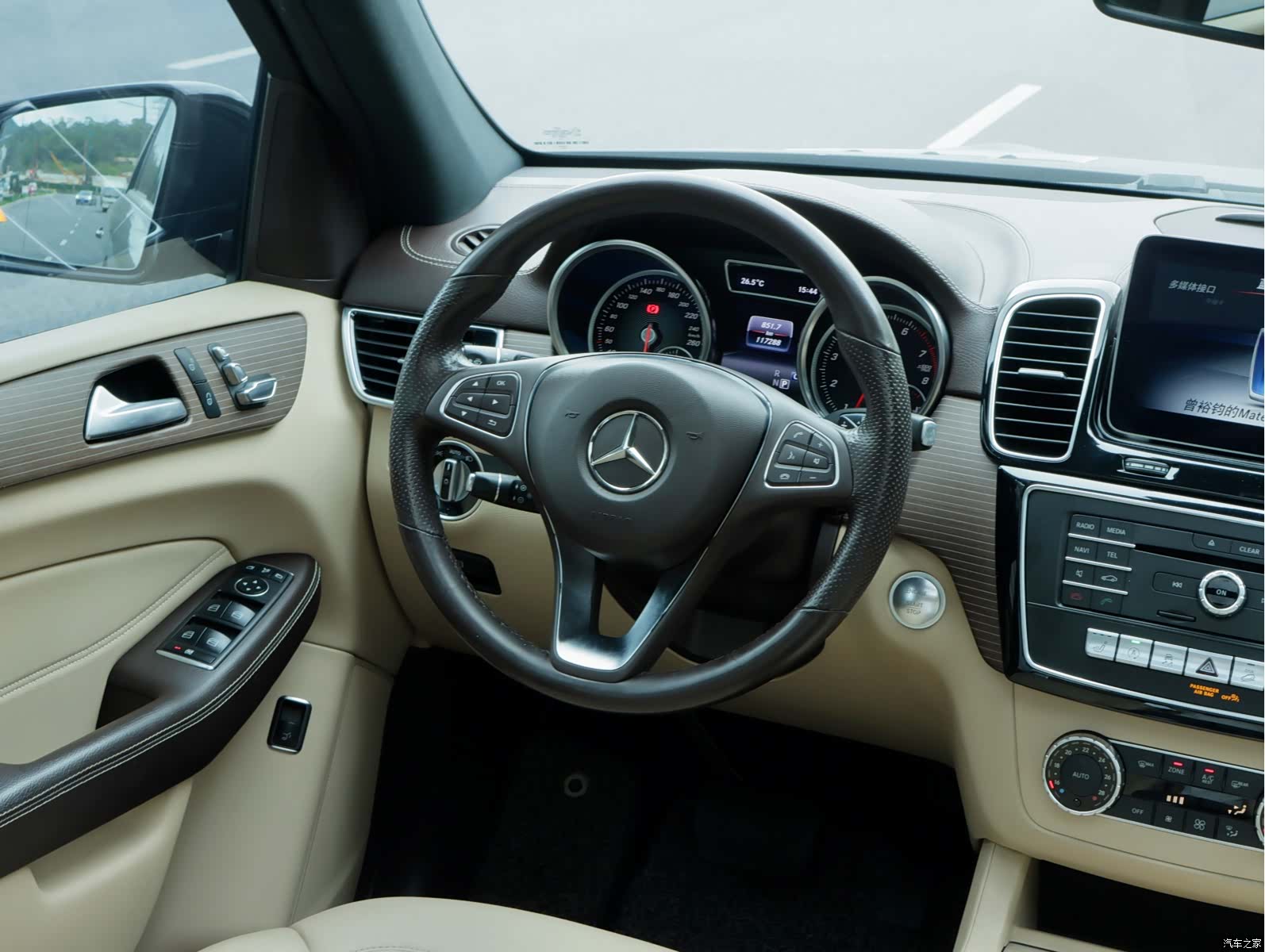 Mercedes-Benz GLE, 2018 4