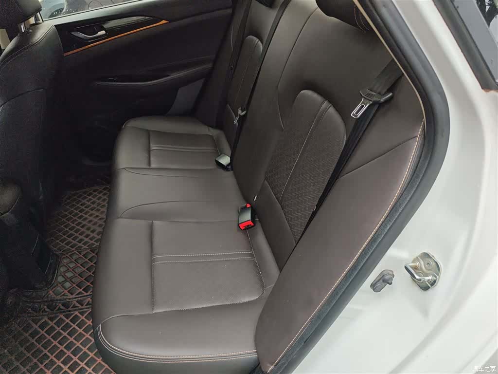 Changan Eado, 2019 16
