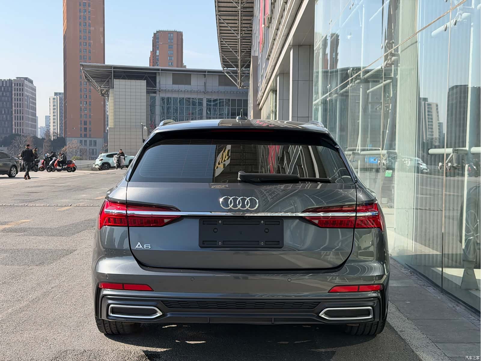 Audi A6, 2022 все фото