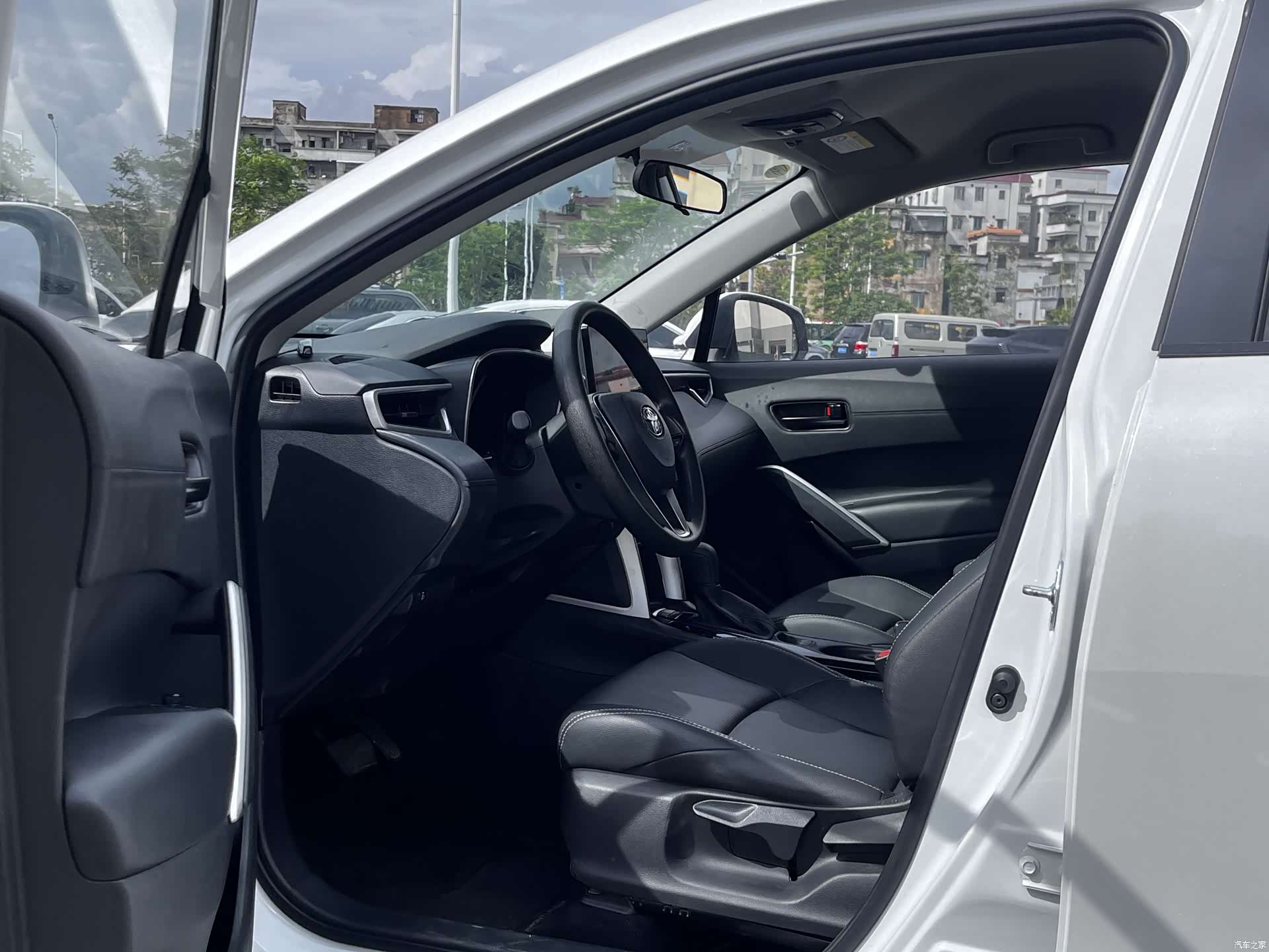 Toyota Frontlander, 2025 9