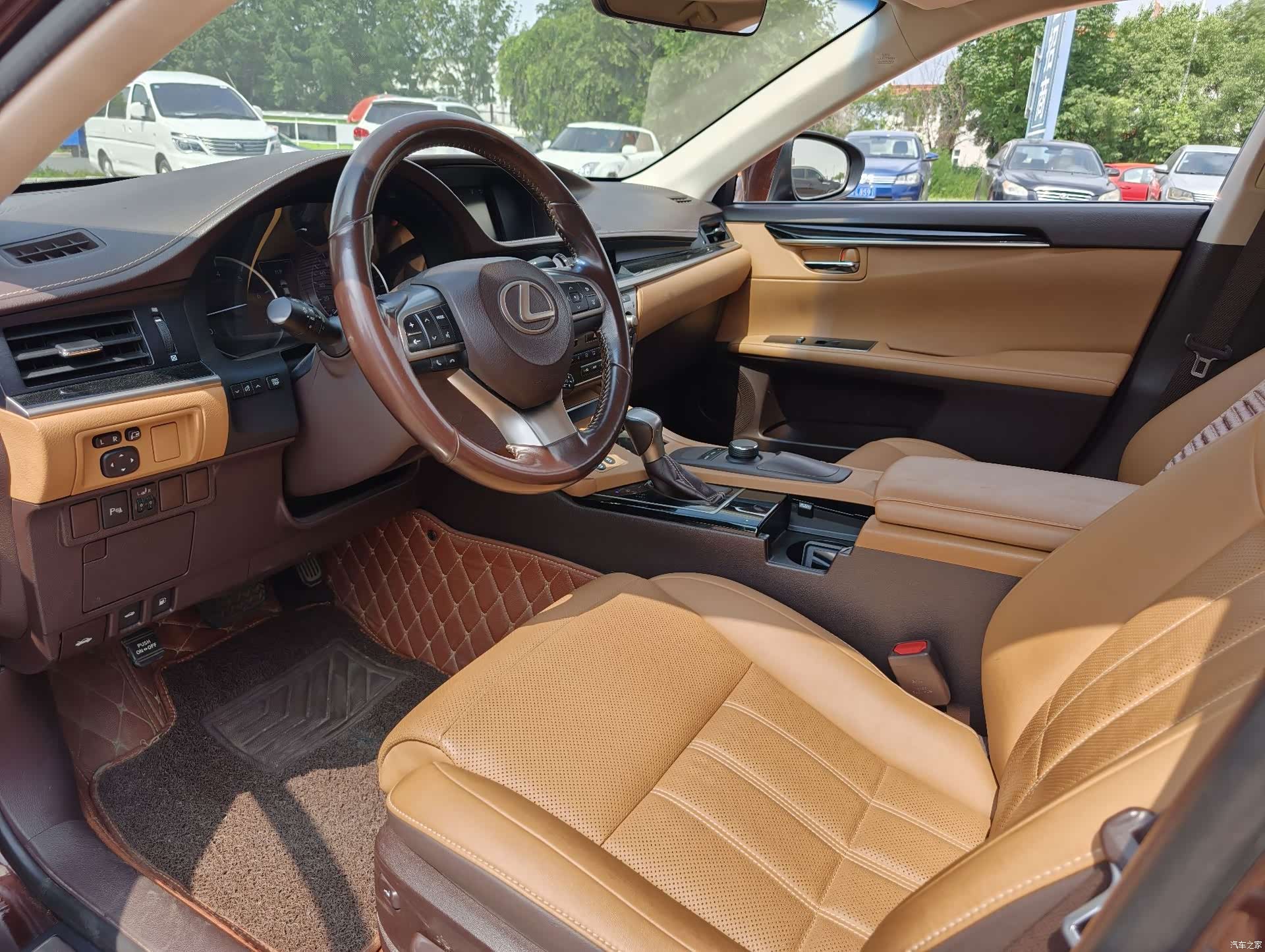 Lexus ES, 2017 6