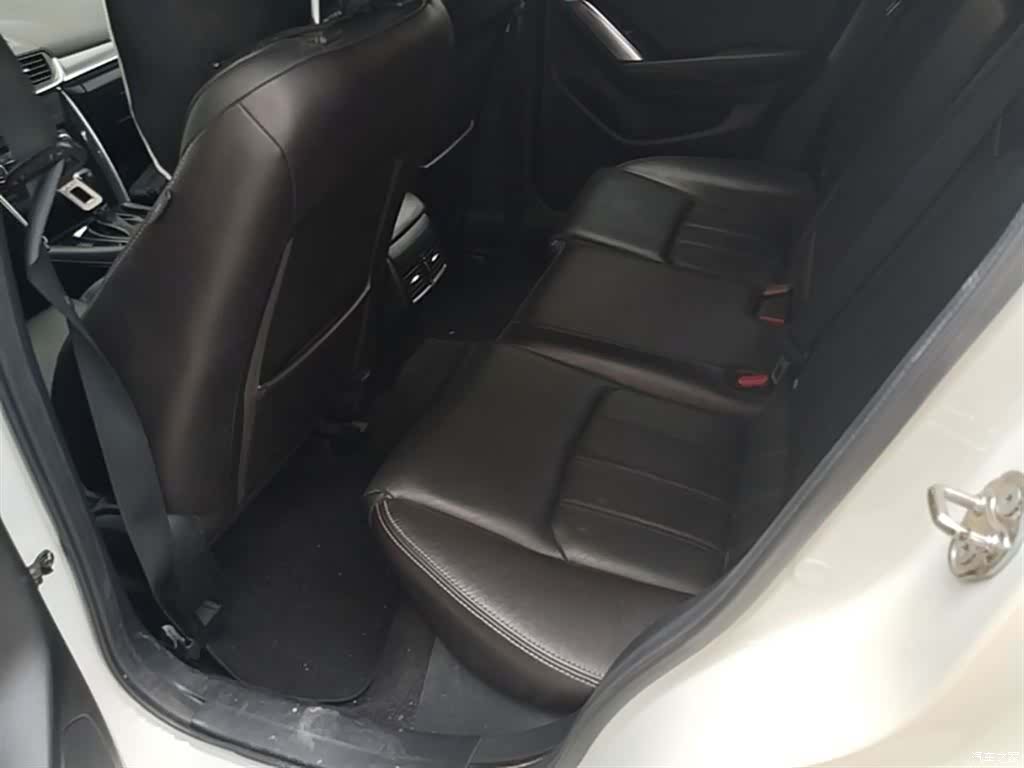 Mazda CX-4, 2019 17