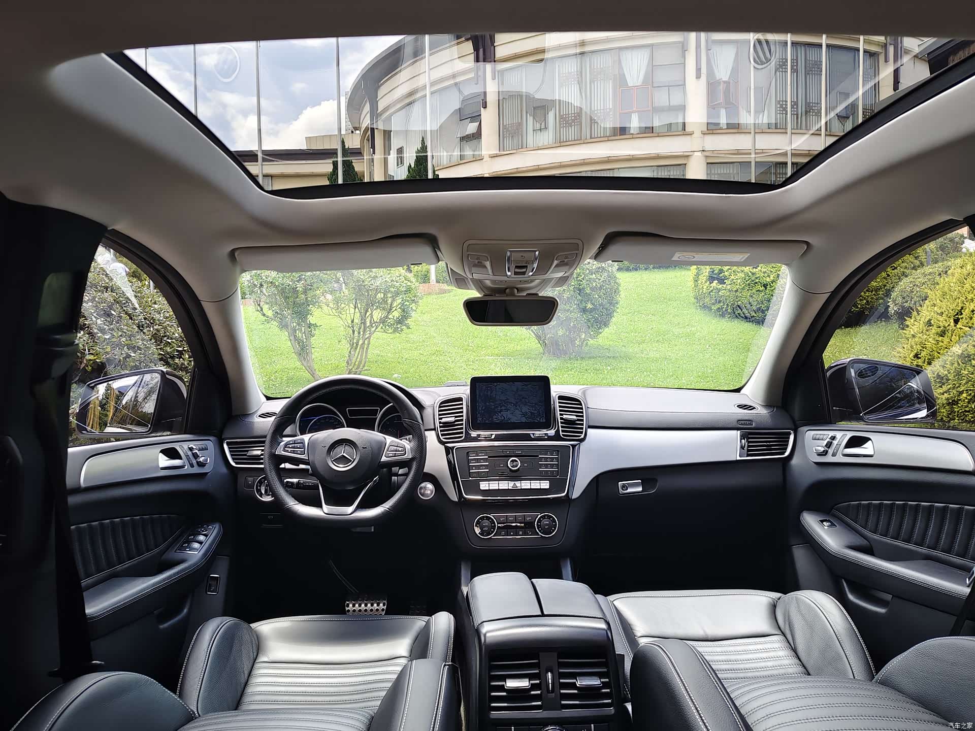 Mercedes-Benz GLE, 2017 13