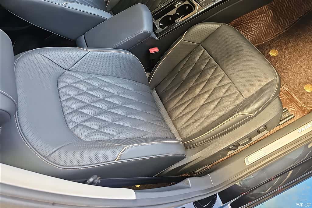 Volkswagen Passat, 2020 8