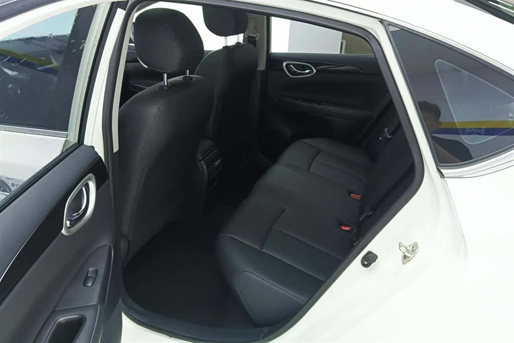 Nissan Sylphy, 2021 11