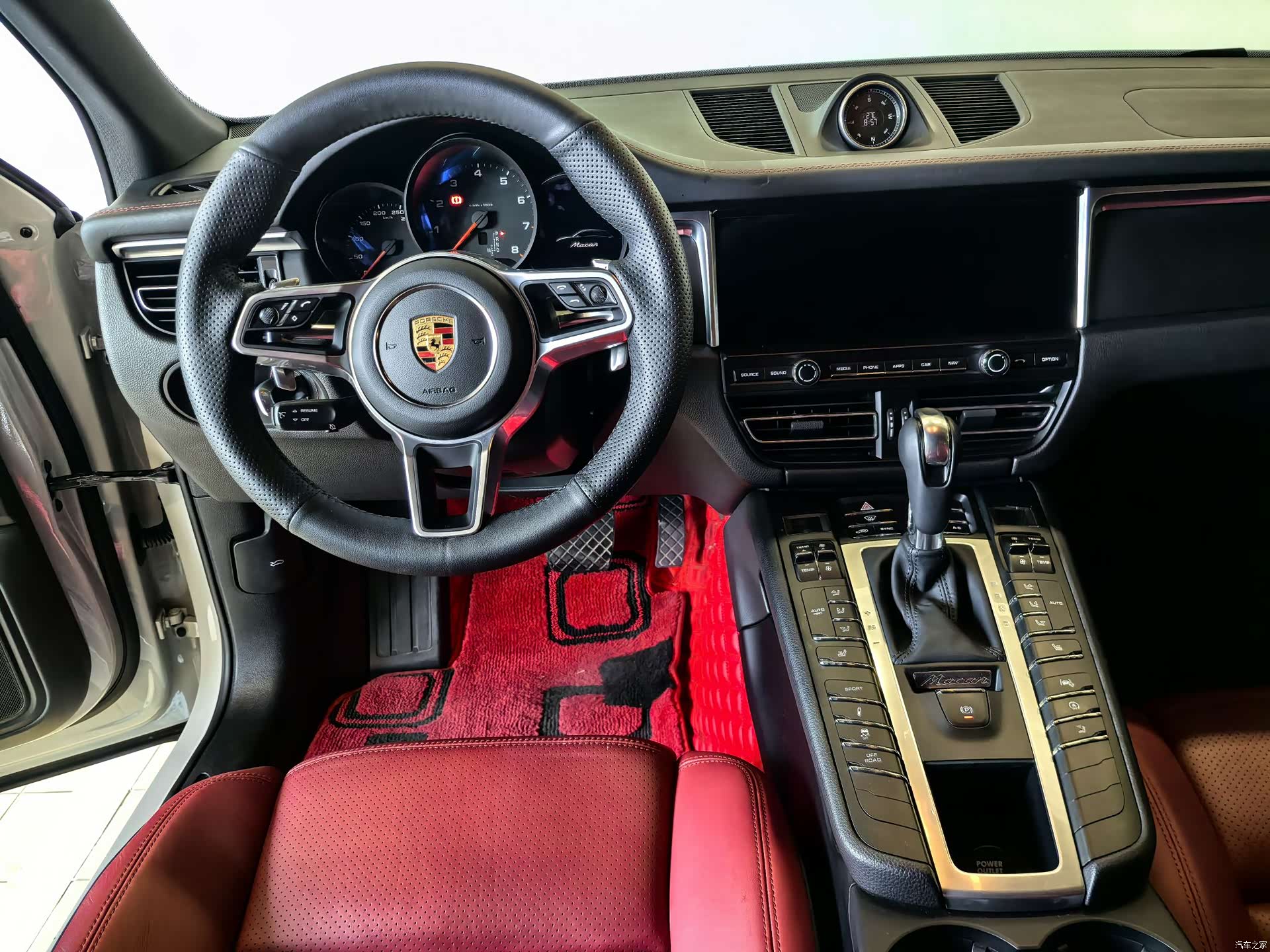Porsche Macan, 2021 7