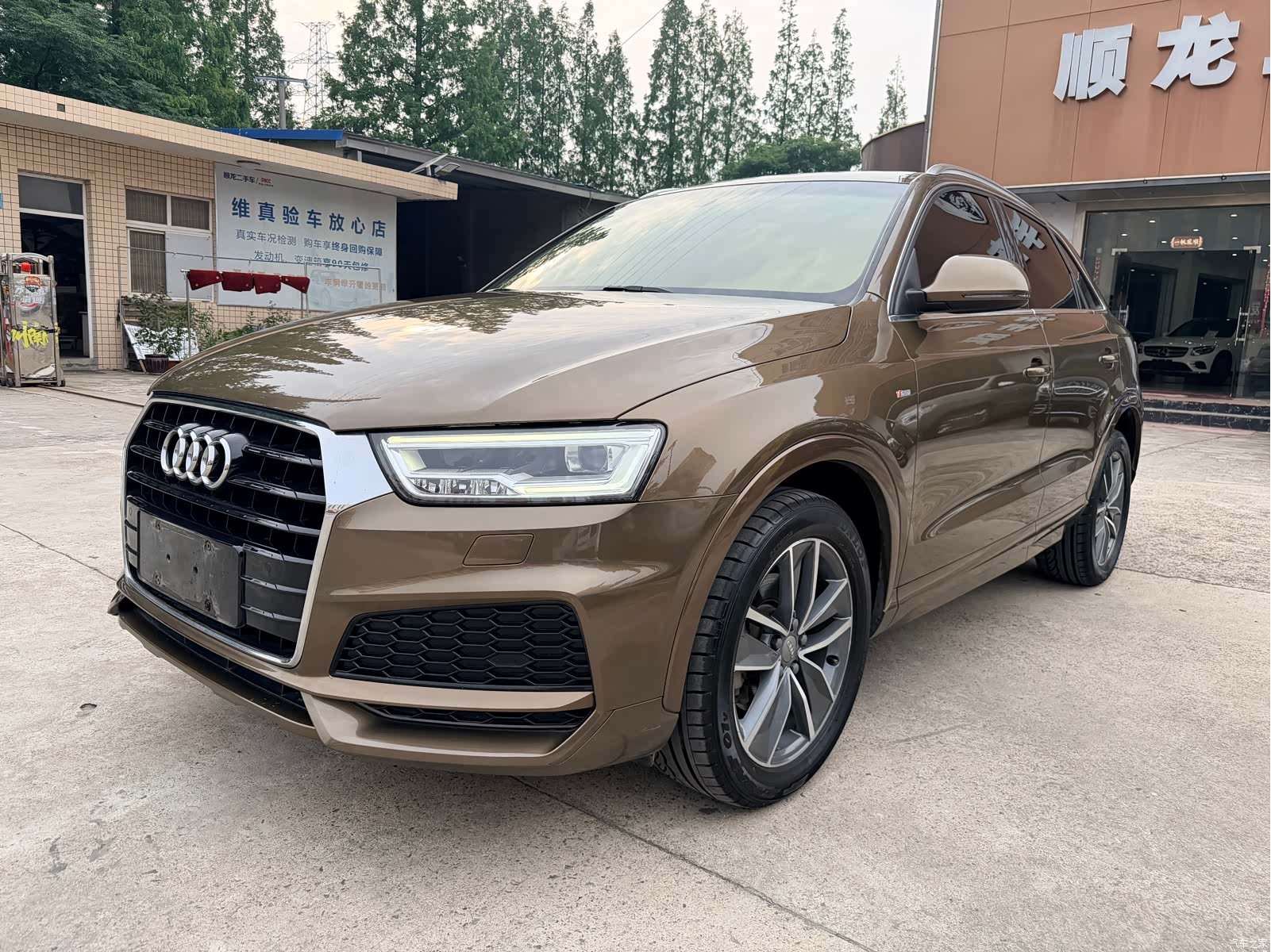 Audi Q3, 2019 1