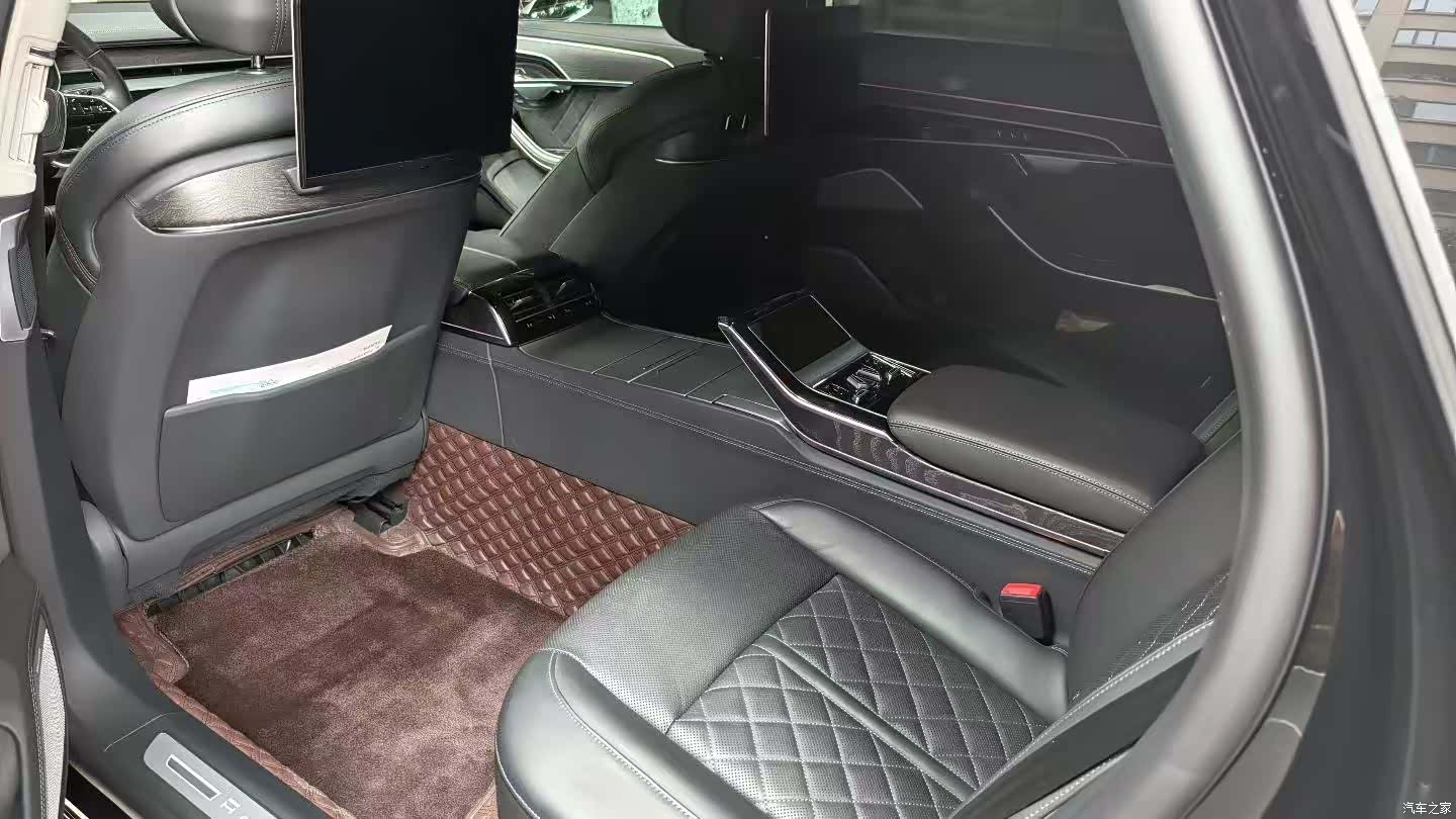 Audi A8L, 2023 7