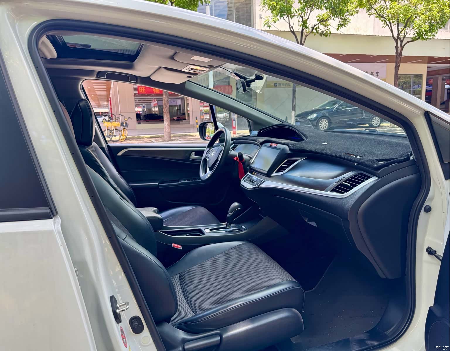 Honda Jade, 2017 10