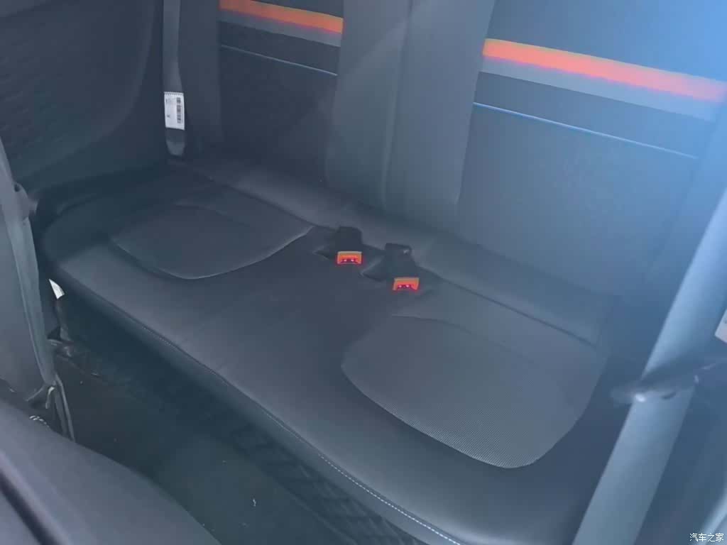 Wuling MINIEV, 2021 17