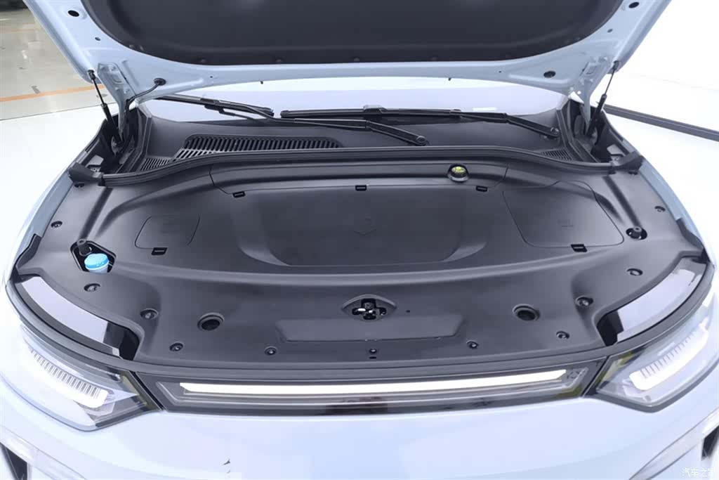 Leapmotor C11, 2026 10