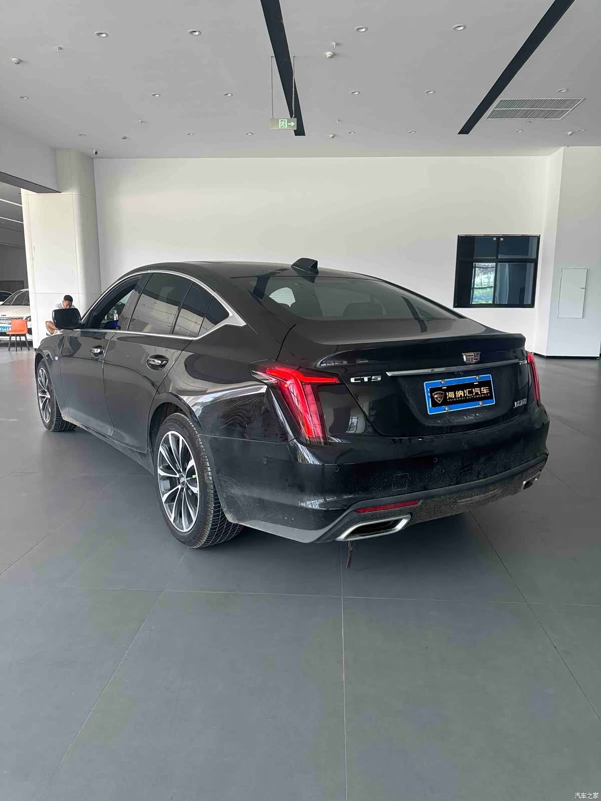 Cadillac CT5, 2026 4