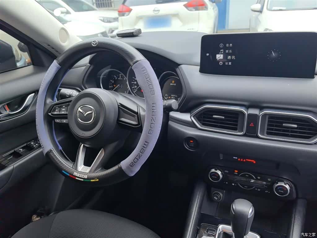 Mazda CX-5, 2024 10