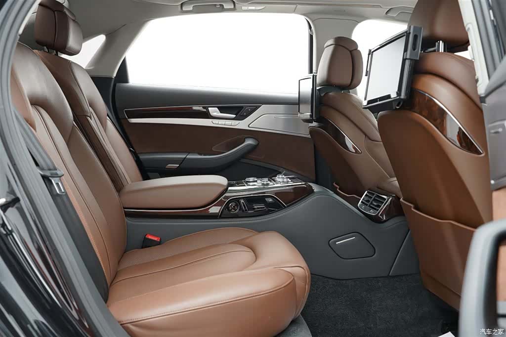 Audi A8L, 2014 27