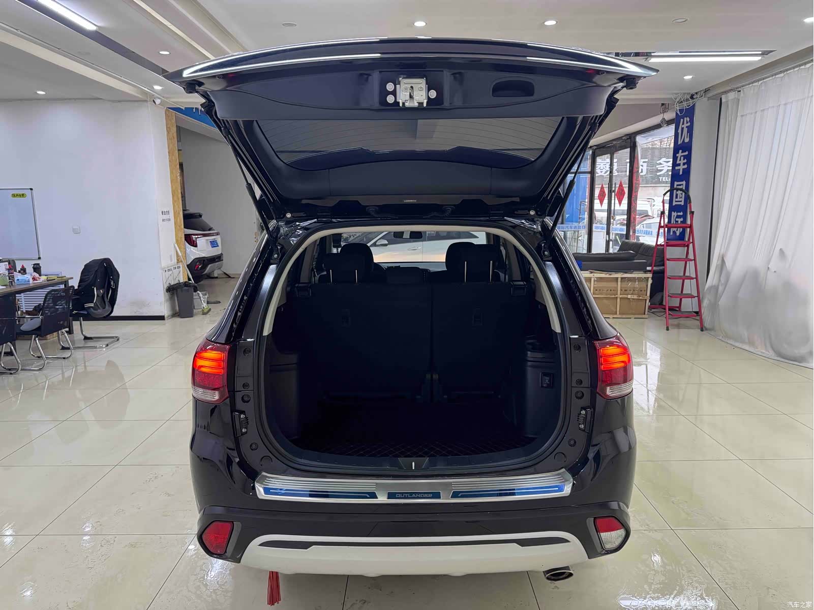 Mitsubishi Outlander, 2022 19