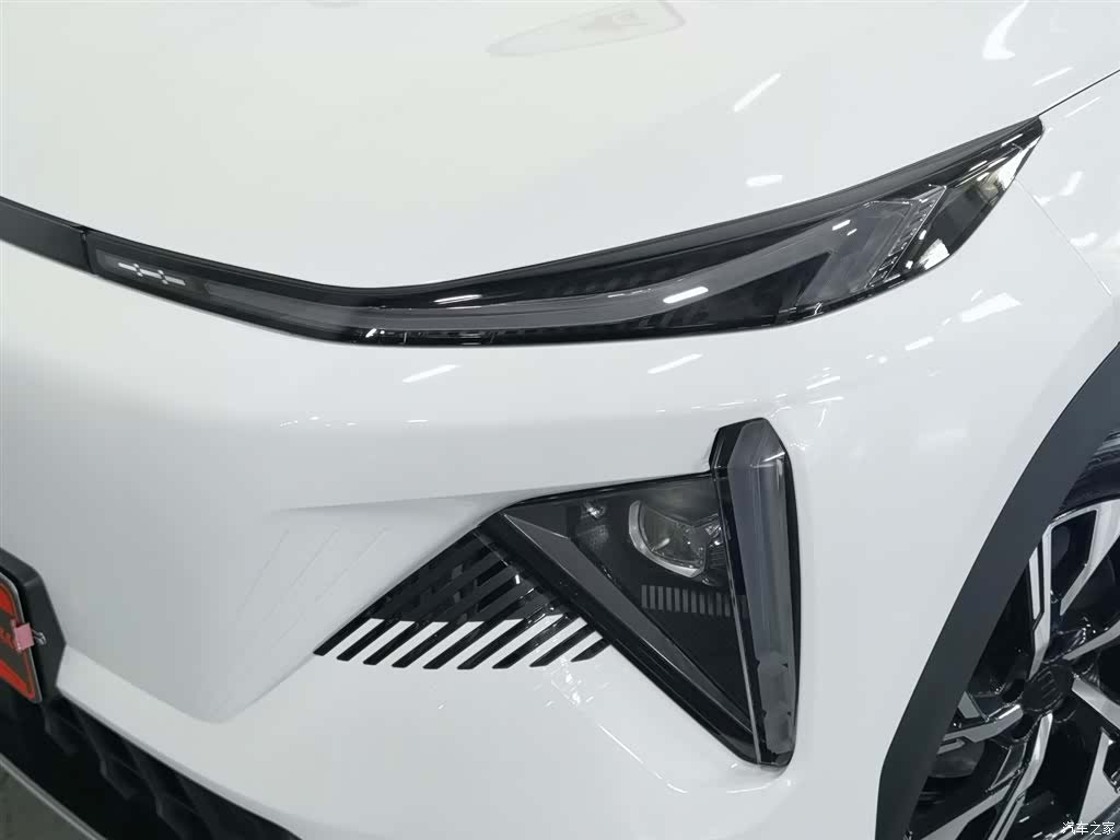 Geely Galaxy L7, 2024 7