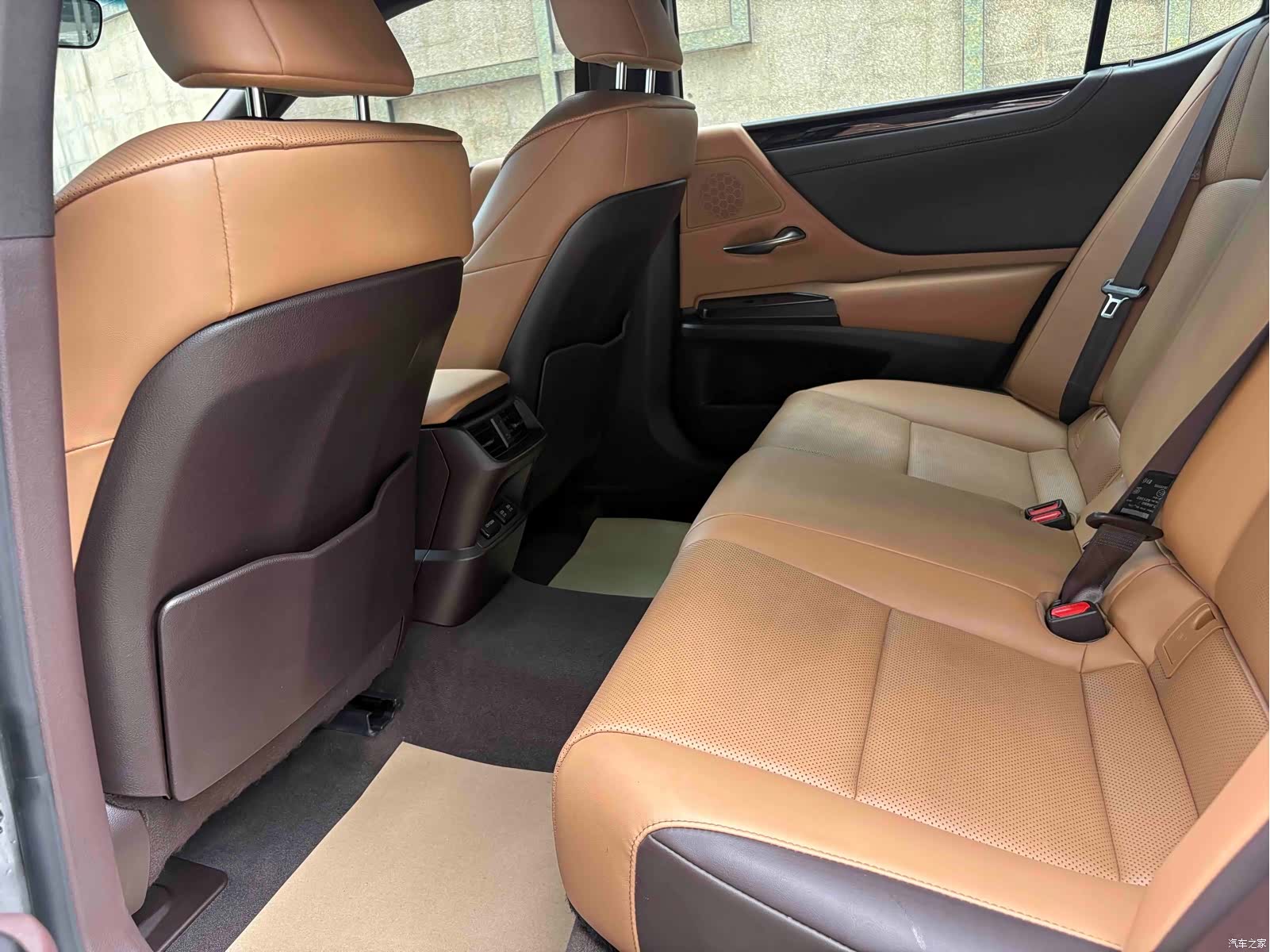 Lexus ES, 2020 12