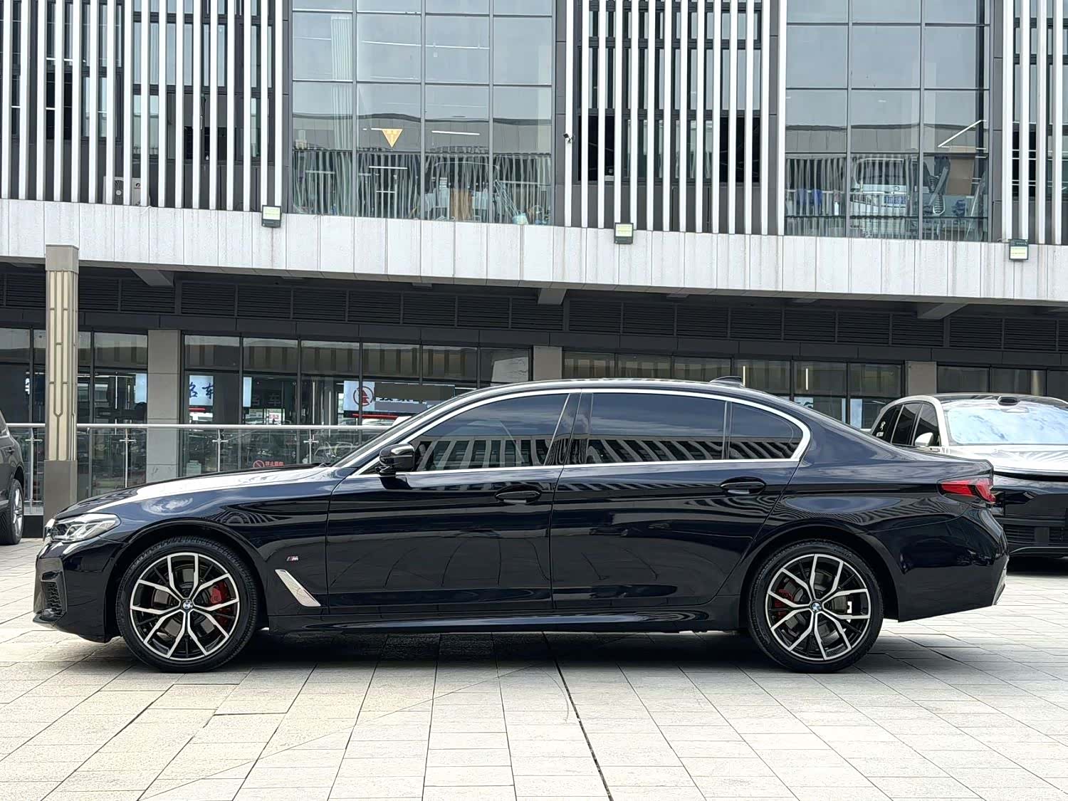 BMW 5 Series, 2023 7