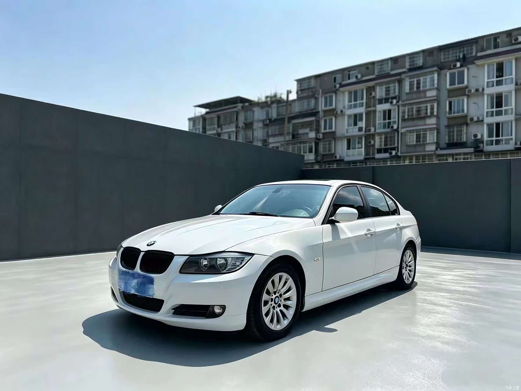 BMW 3 Series, 2010 1
