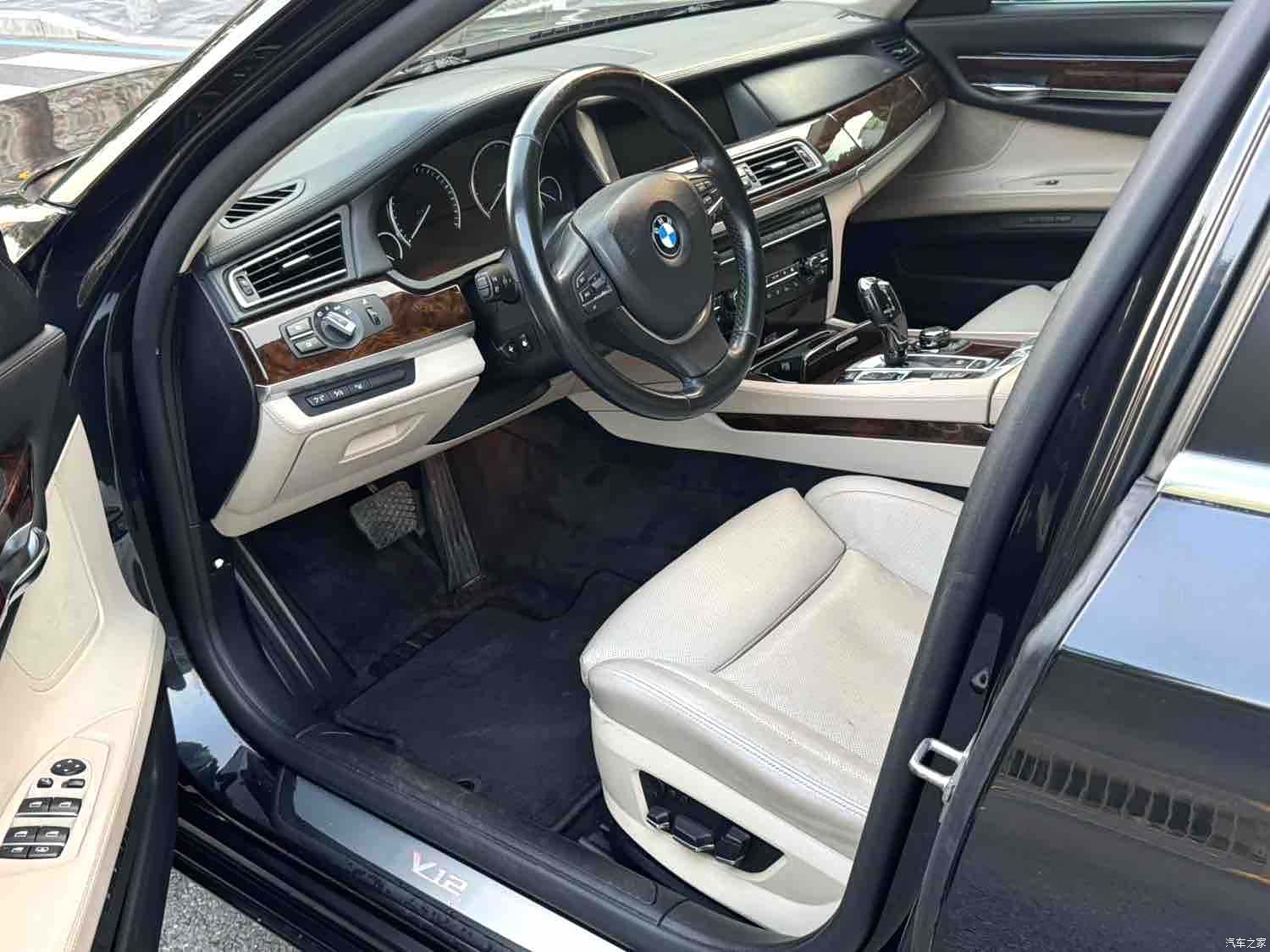 BMW 7 Series, 2011 10
