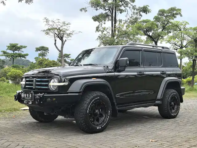 Tank 300 2021 — купить из Китая под заказ