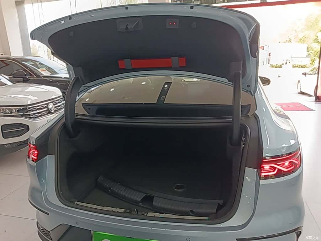 BYD Han, 2024 19