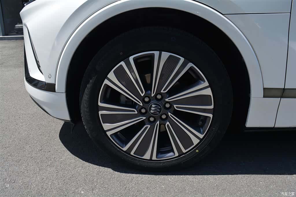 Buick E5, 2024 7