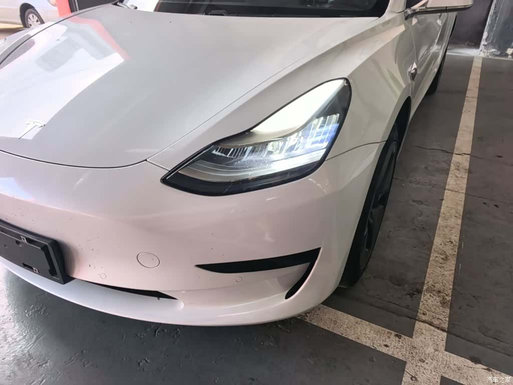 Tesla Model 3, 2020 24