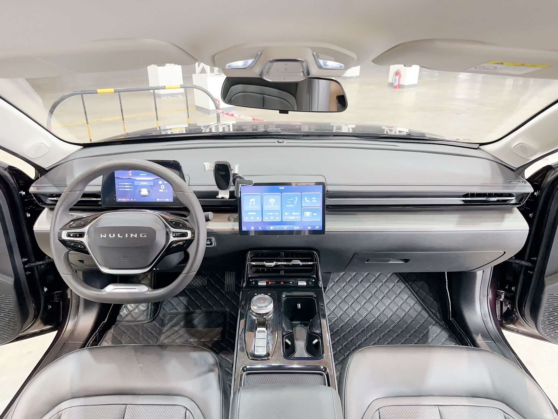 Wuling Starlight, 2024 7